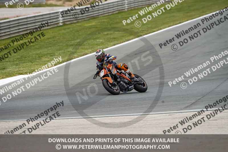 cadwell no limits trackday;cadwell park;cadwell park photographs;cadwell trackday photographs;enduro digital images;event digital images;eventdigitalimages;navarra;no limits trackdays;peter wileman photography;racing digital images;trackday digital images;trackday photos